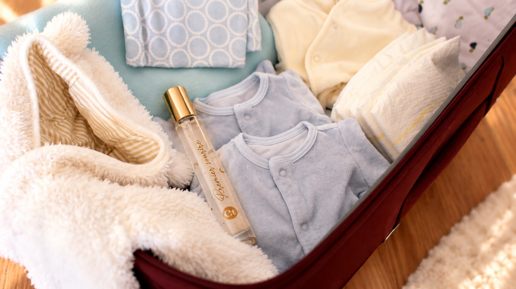 Valise maternité : la liste complète pour maman et bébé
